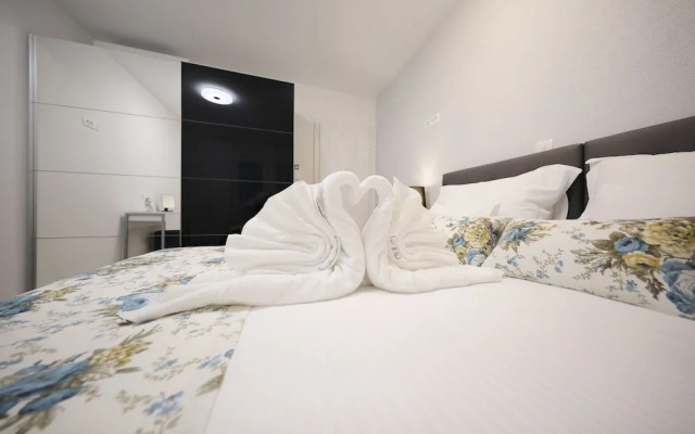 Luxury Majpruz Suites