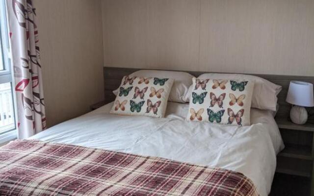17 Sun Valley Holiday Park
