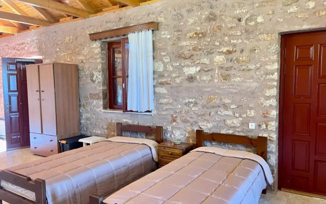 Nikitas chalet