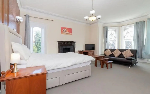 The Milverton Hotel