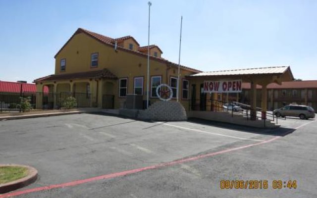 Taylor village inn and suites