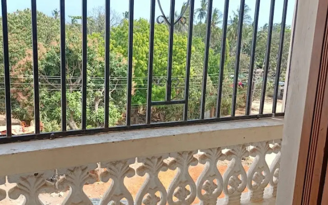 2-bed Penthouse in Mtwapa With Rooftop Terrace