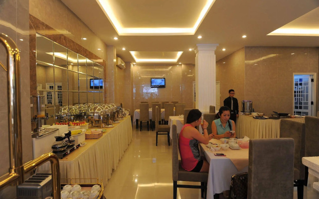 A25 Hotel - 274 De Tham