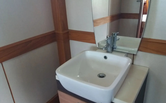 Rachamanee Resort