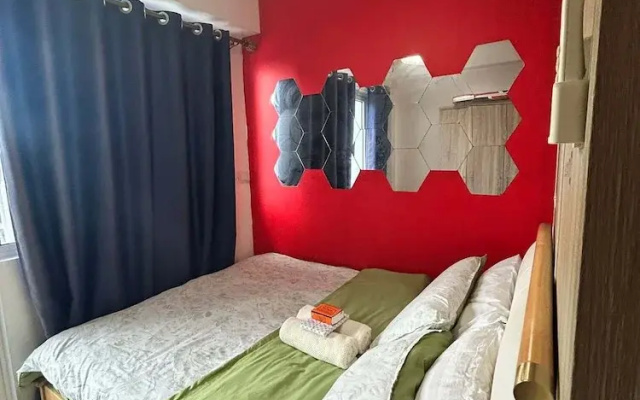 Shore Residences MOA staycation