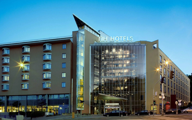 hotelImage