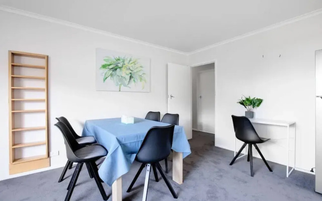 Sweethome2br@highton+parking