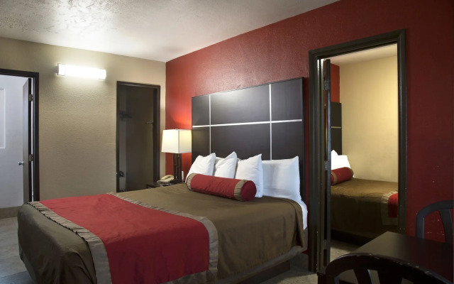 Harbor Inn and Suites Oceanside
