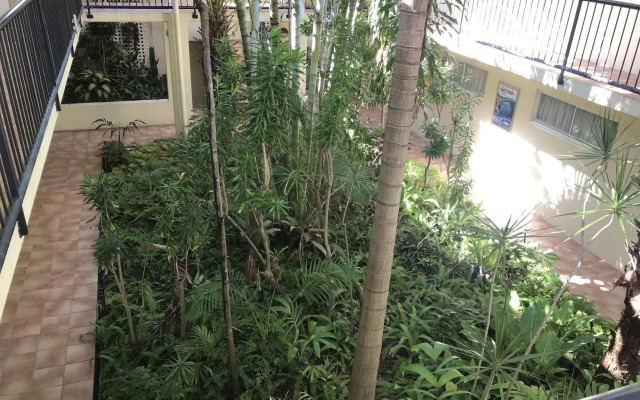 Villa Vaucluse Apartments of Cairns