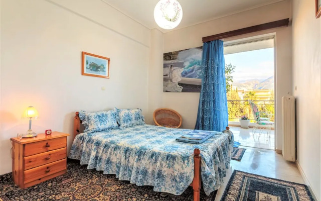Bright Comfy Flat near Beach & City Center