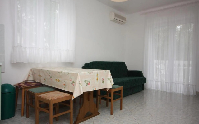 Vese - 100 m from beach - A2(2+2)