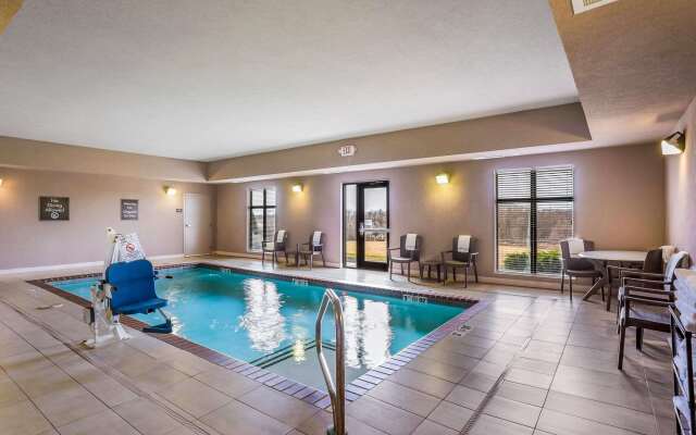 Sleep Inn & Suites