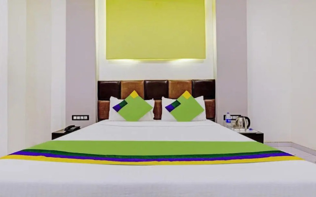 FabHotel Prime Grand