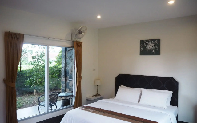 Canal Resort