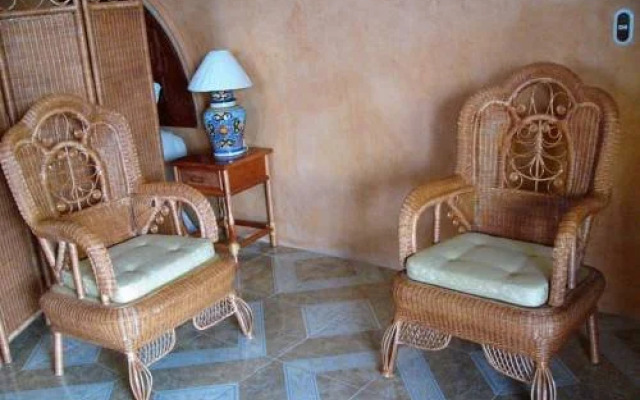 Paradise Lagoon Hotel