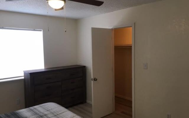 Cozy Upstairs 1 Bedroom Apartment close to Fort Sill