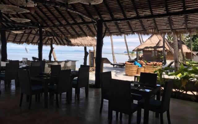 Hansa Beach Resort