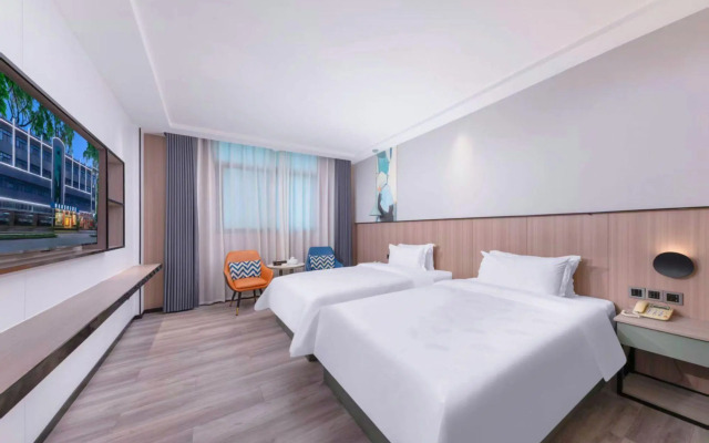 Jieyang Victoria Holiday Business Hotel