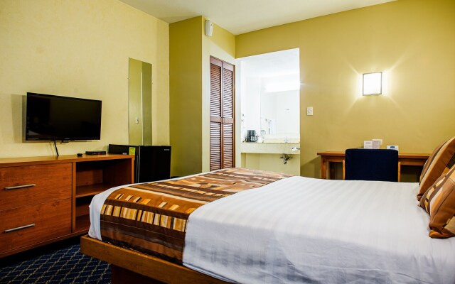 American Inn Hotel & Suites Hidalgo del Parral