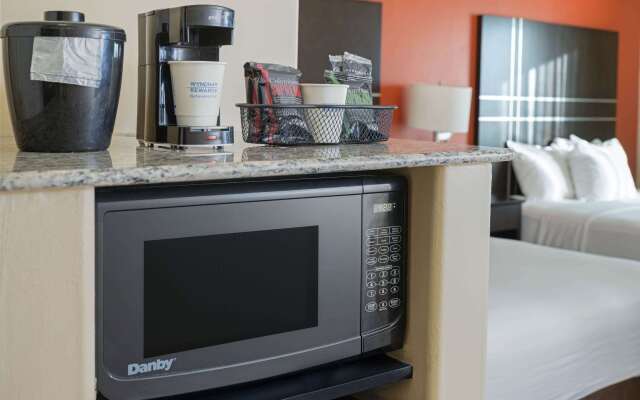 La Quinta Inn & Suites by Wyndham Tucson - Reid Park