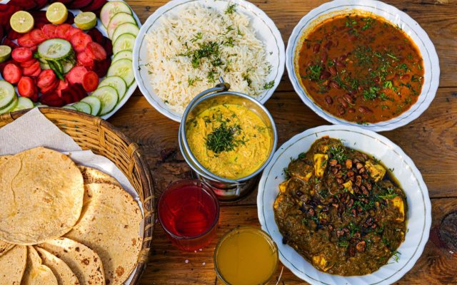 SaffronStays El Sueno Mukteshwar pet friendly suatainable villa serving Pahadi meals