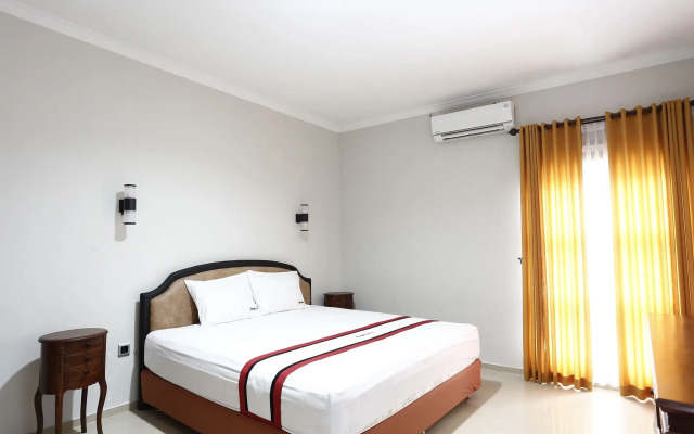 RedDoorz Plus near Adisucipto Airport 2