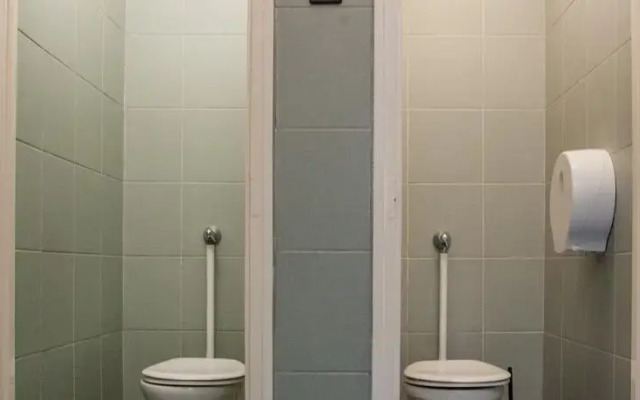 Halas Szálló
