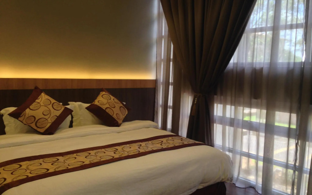 Lot 10 Boutique Hotel – Guest Rooms – Kuching