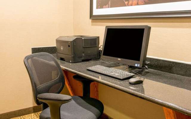 Comfort Suites Benton Harbor - St. Joseph