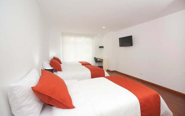 Hotel Castellana 100