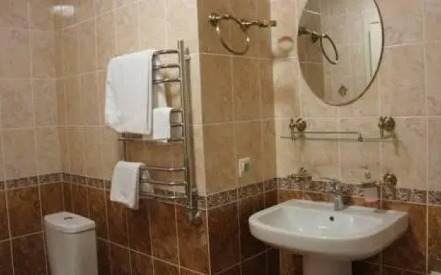 Riverside Apartments