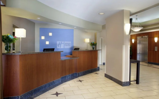 Sandman Hotel & Suites London Downtown
