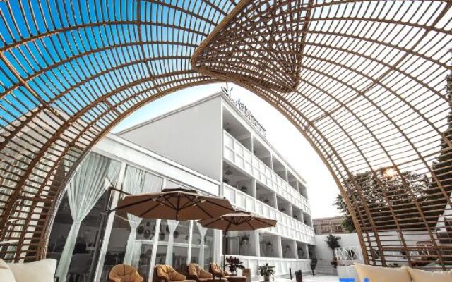 The Koi Fish Designer Homestay