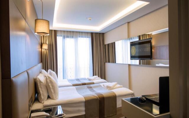 GK Regency Suites