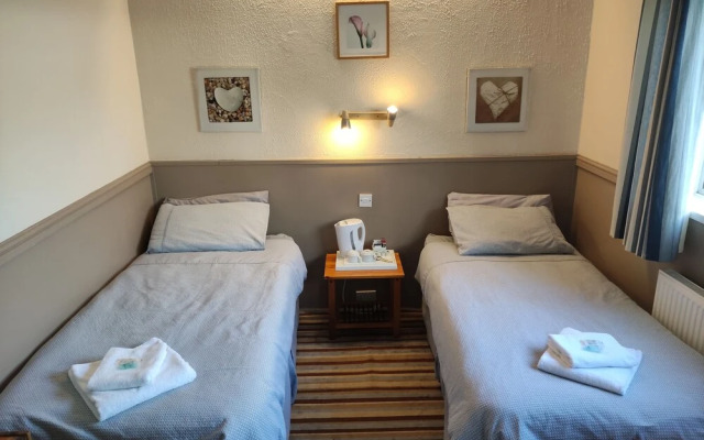 The Brentwood Hotel
