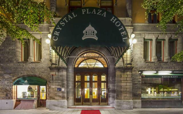 Crystal Plaza Hotel