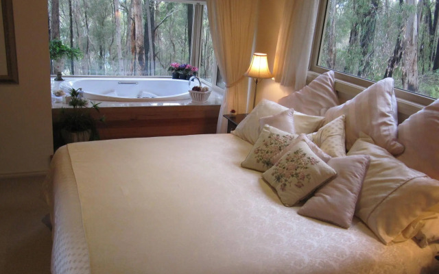 Myers Creek Cascades Luxury Cottages