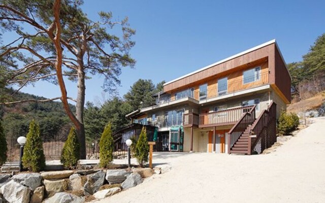 Yangpyeong Sol Maru Pension