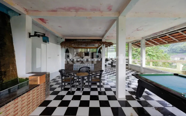 Villa Kampus Near Taman Safari Cisarua Puncak RedPartner
