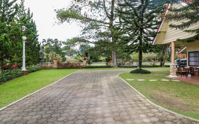 Puri Indah Inn