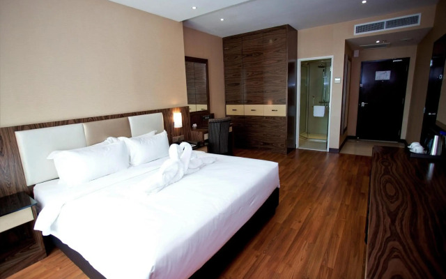 Vouk Hotel Suites