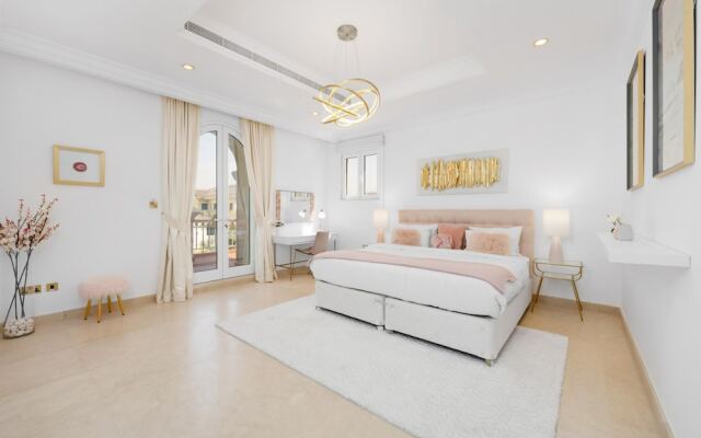 Ultra-luxury Villa w Private Pool Beach on Palm