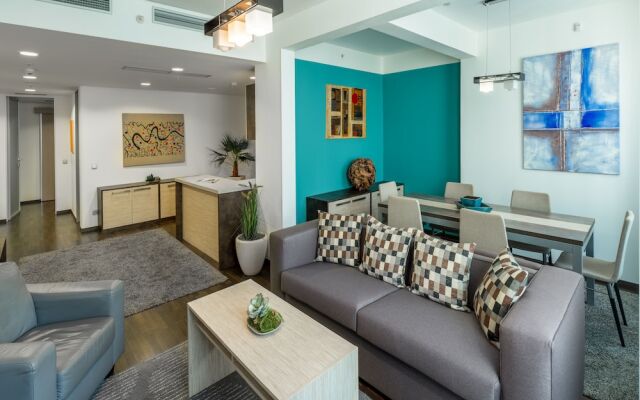 VN3 Terraces Suites by Adrez Living