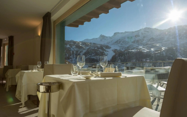 White Angel Hotel