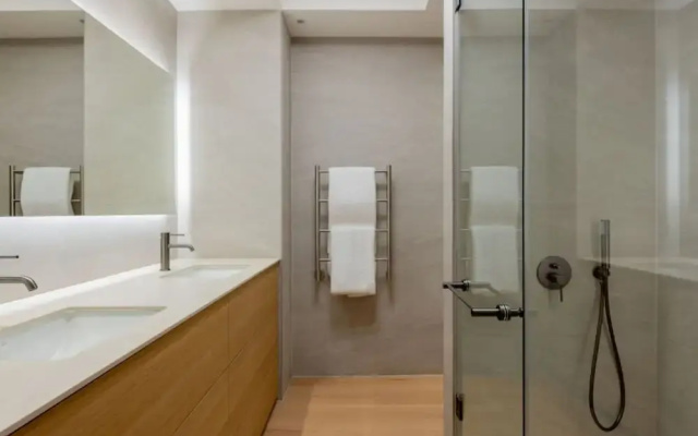 Casa Mia Lux - Sea Point 2 Bedroom Apartment