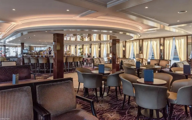 Select MS Charles Dickens - Düsseldorf