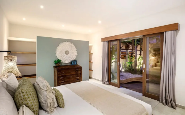 Villa Nabi by Alfred in Bali - New Family 5BR Villa Next to Seminyak Beach – Guest Rooms – Kuta