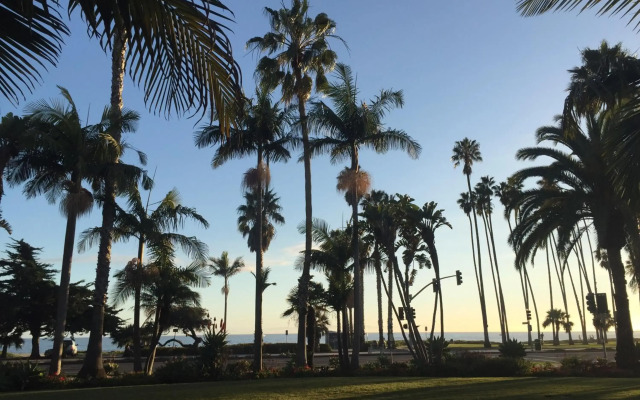 Santa Barbara Inn