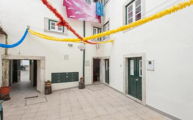 Alfama Charming Apt With 2 Free Bikes By Timecooler