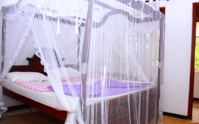 Dinu's Resort